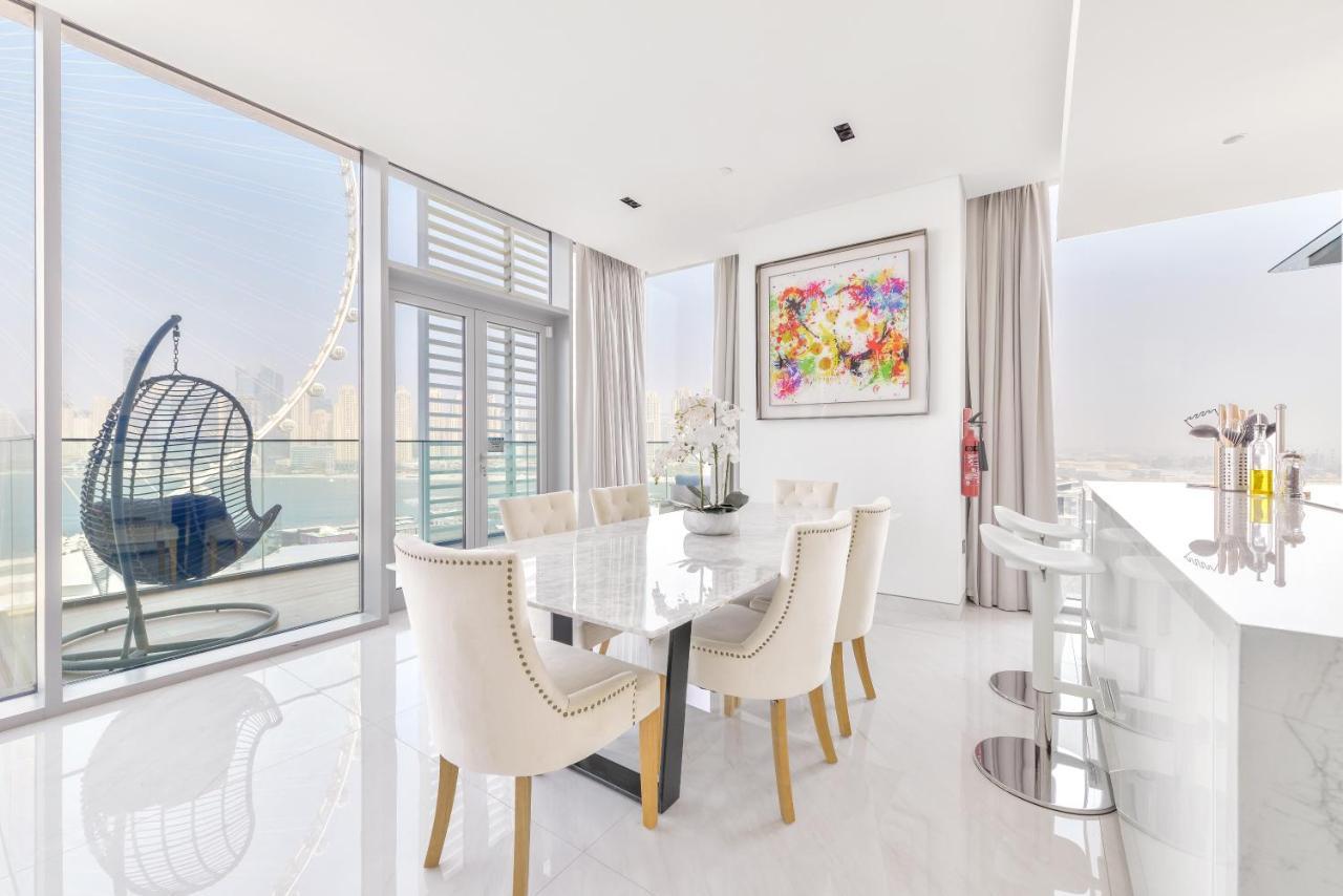 Spectacular 3 Bedroom Condo With Maids Room Facing The Dubai Eye Kültér fotó
